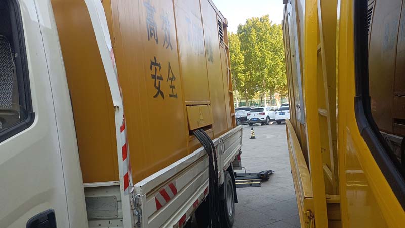 红花岗如何判断柴油发电机组和UPS电源的切换时间是否符合要求？