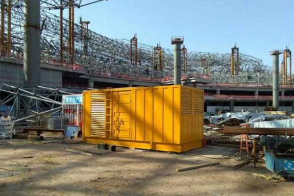 红花岗发电机出租如何判断空气滤清器是否需要更换？